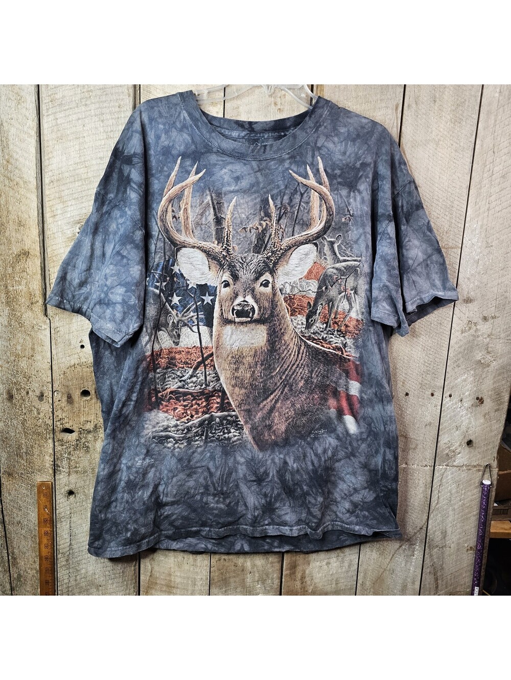 The Mountain Men's 2XL Whitetail Deer American Flag Tie-Dye T-Shirt Wildlife